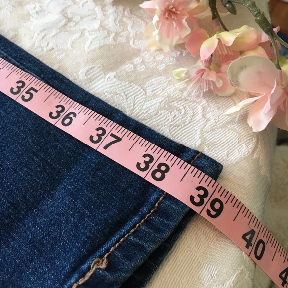 Daisy Stretchy Jeans 9/29 - Picture 4 of 6